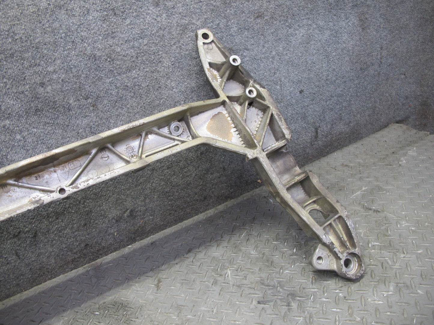 1999-2004 Porsche 911 996 RWD Front Suspension Subframe Crossmember Carrier