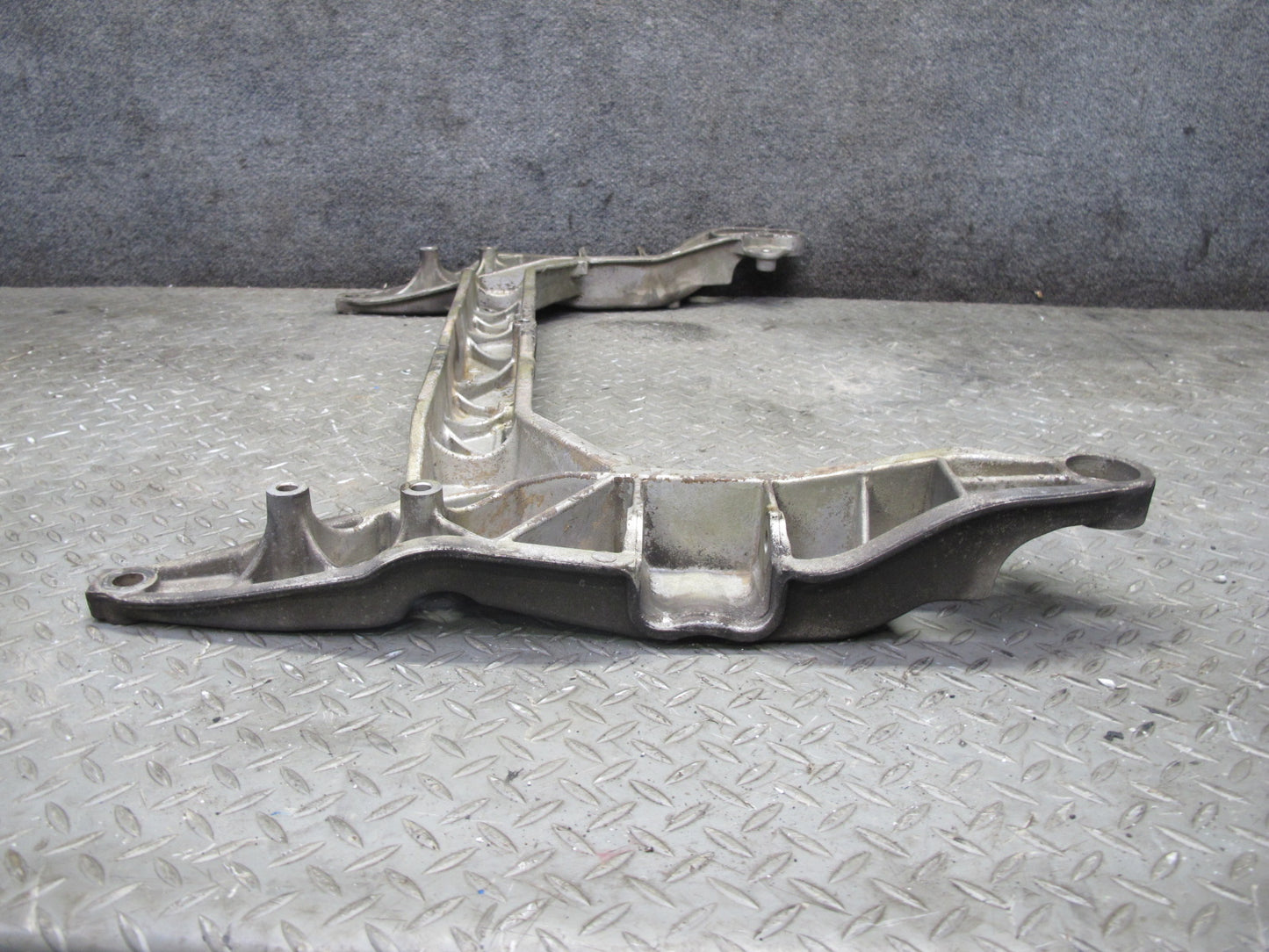 1999-2004 Porsche 911 996 RWD Front Suspension Subframe Crossmember Carrier