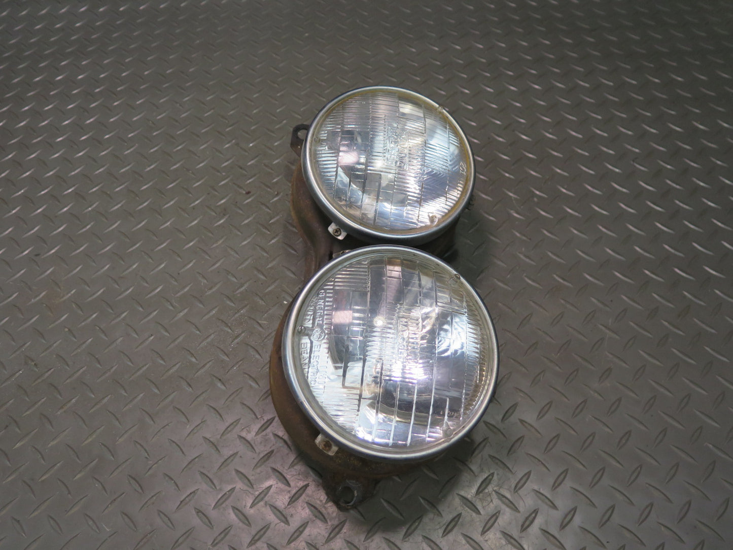 83-87 BMW E24 633CSI 635CSI Set of 2 Front Left Right Halogen Headlight Lamp OEM
