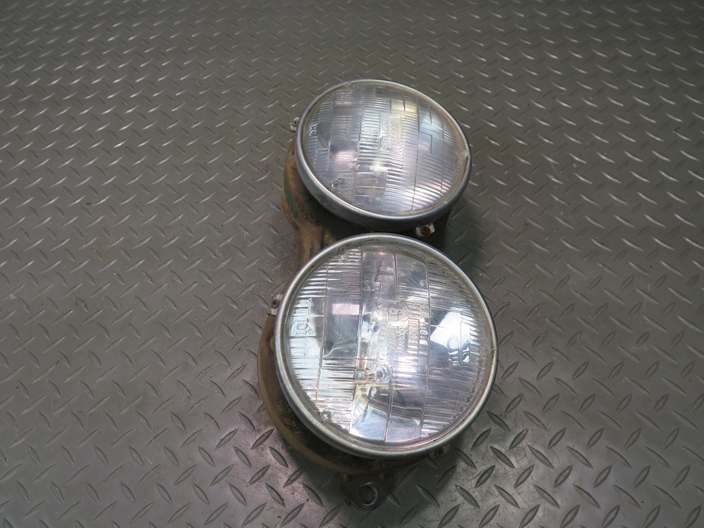 83-87 BMW E24 633CSI 635CSI Set of 2 Front Left Right Halogen Headlight Lamp OEM