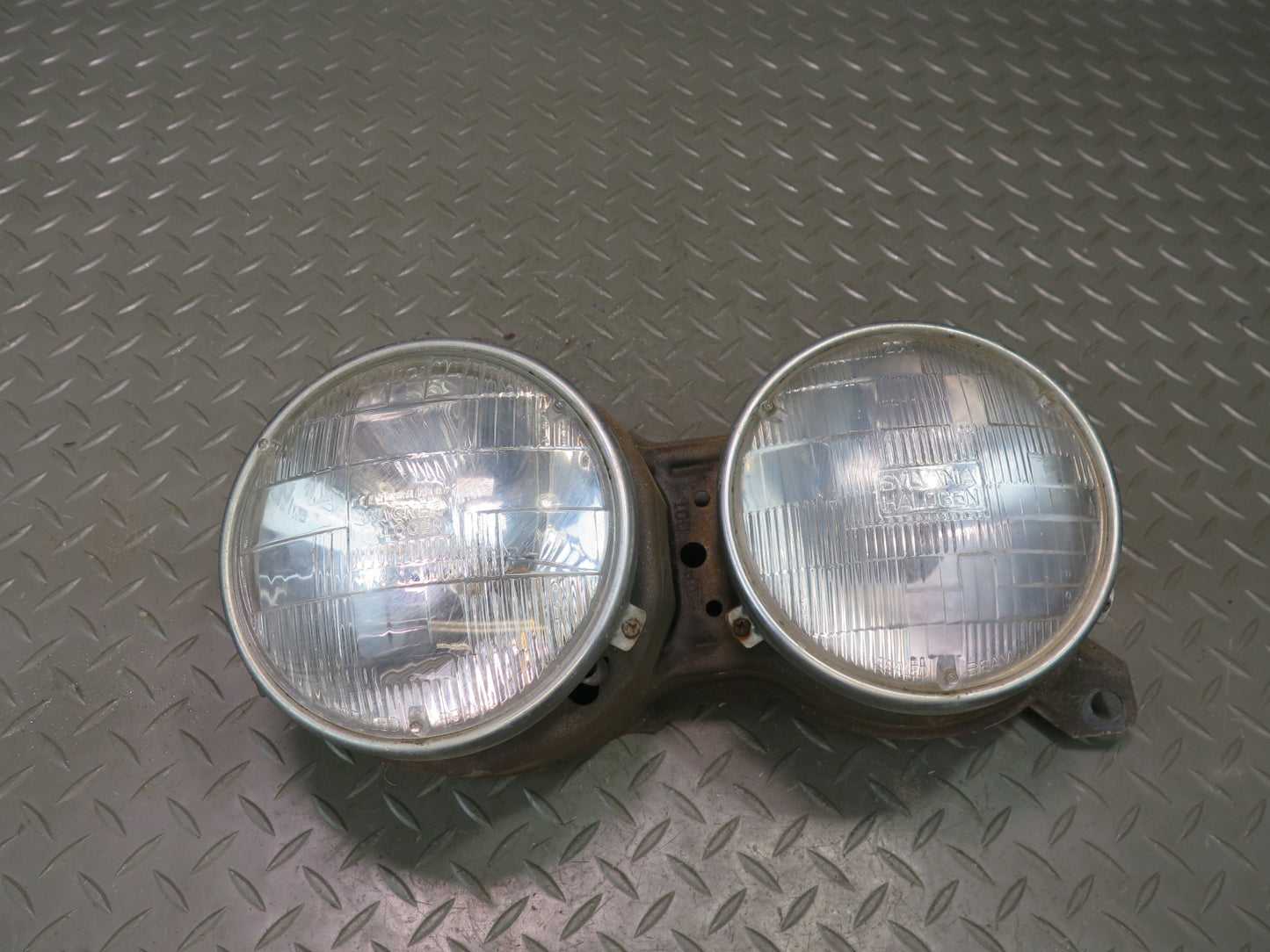 83-87 BMW E24 633CSI 635CSI Set of 2 Front Left Right Halogen Headlight Lamp OEM
