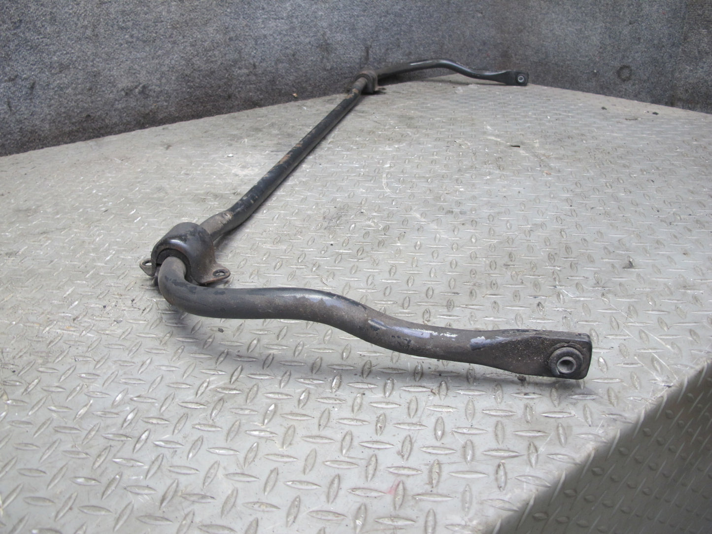 93-96 Chevrolet Corvette C4 Set of 2 Front & Rear Stabilizer Sway Bar OEM