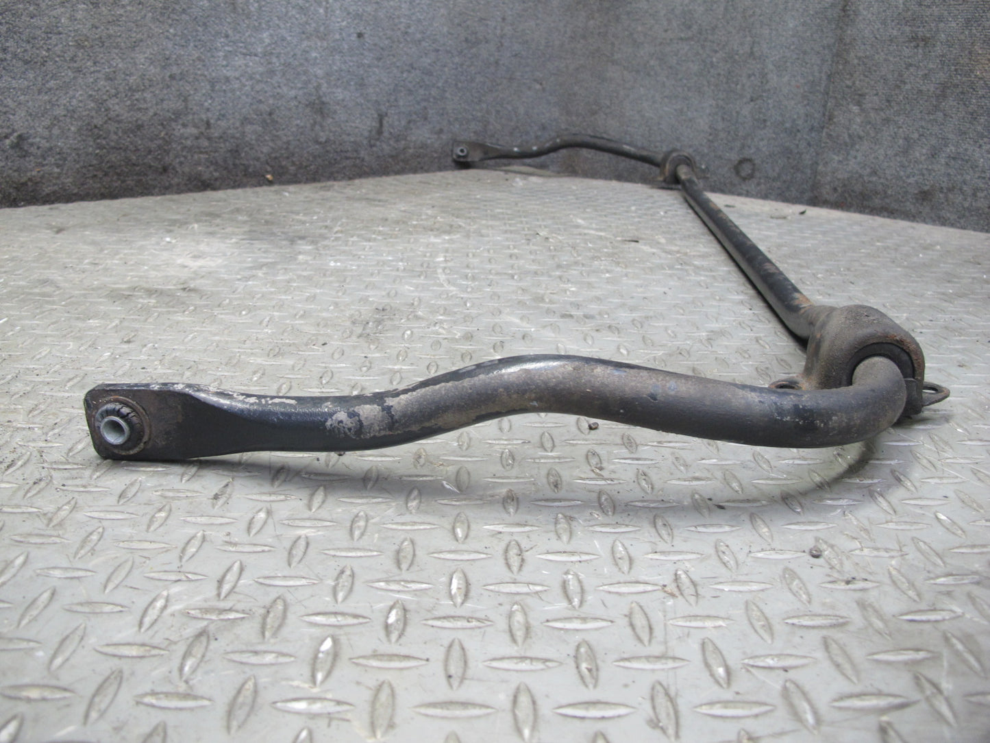 93-96 Chevrolet Corvette C4 Set of 2 Front & Rear Stabilizer Sway Bar OEM