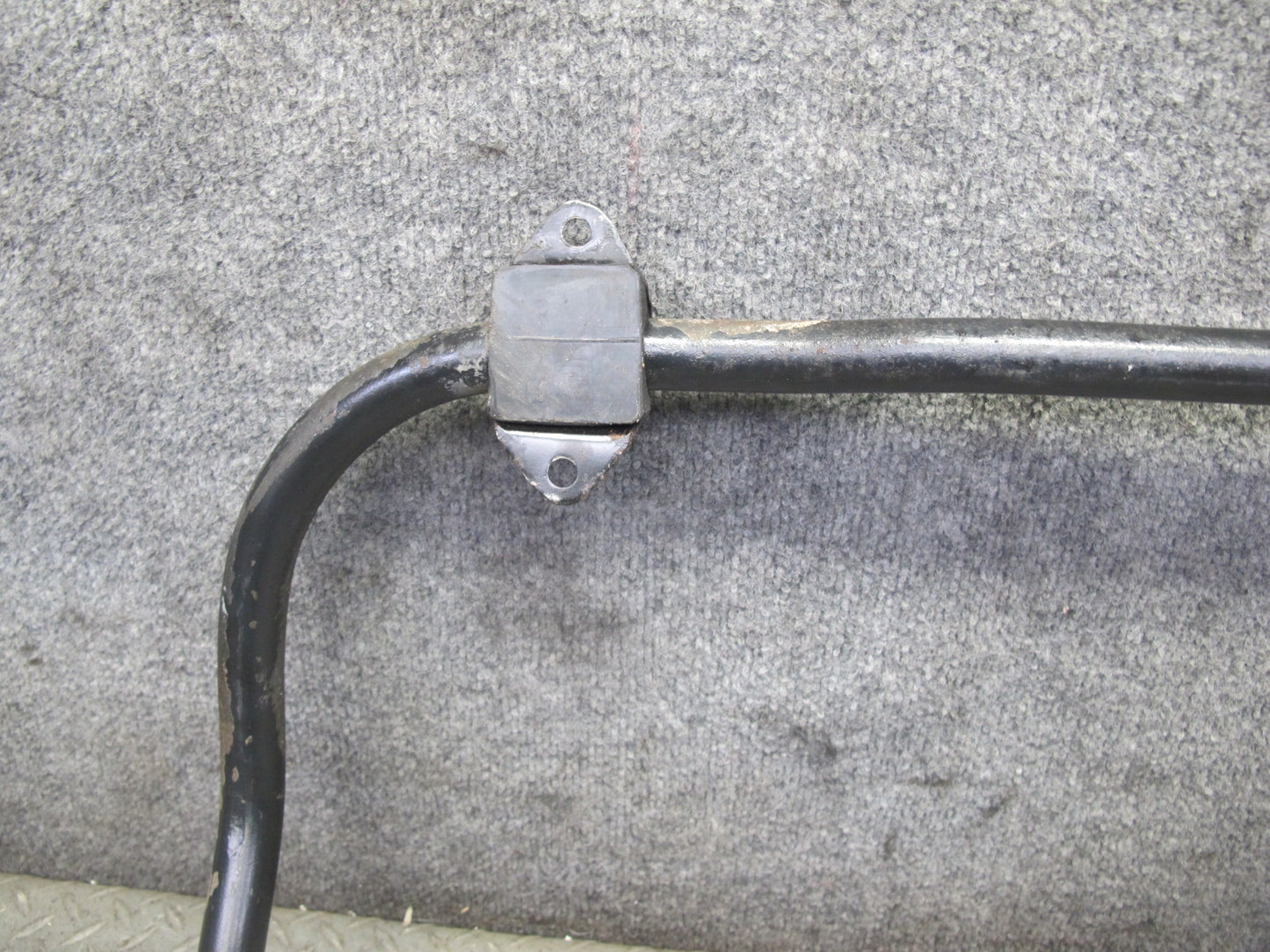 93-96 Chevrolet Corvette C4 Set of 2 Front & Rear Stabilizer Sway Bar OEM