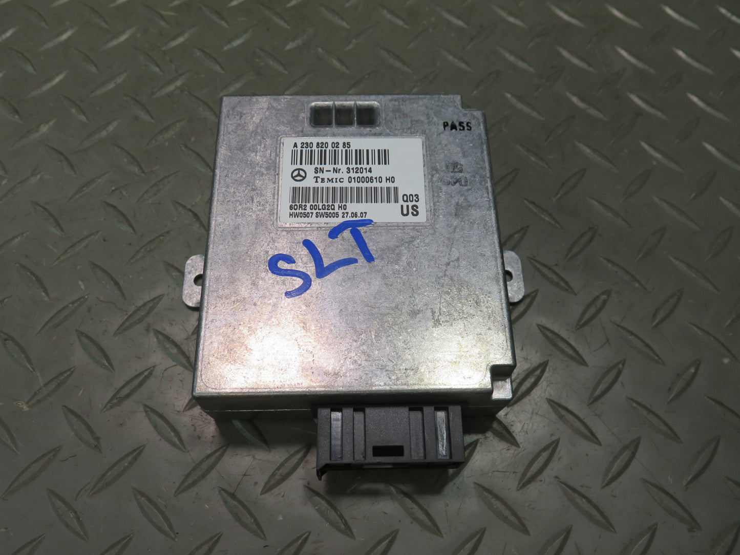 03-12 Mercedes R230 Sl-class Communication Hands Free Voice Control Module OEM