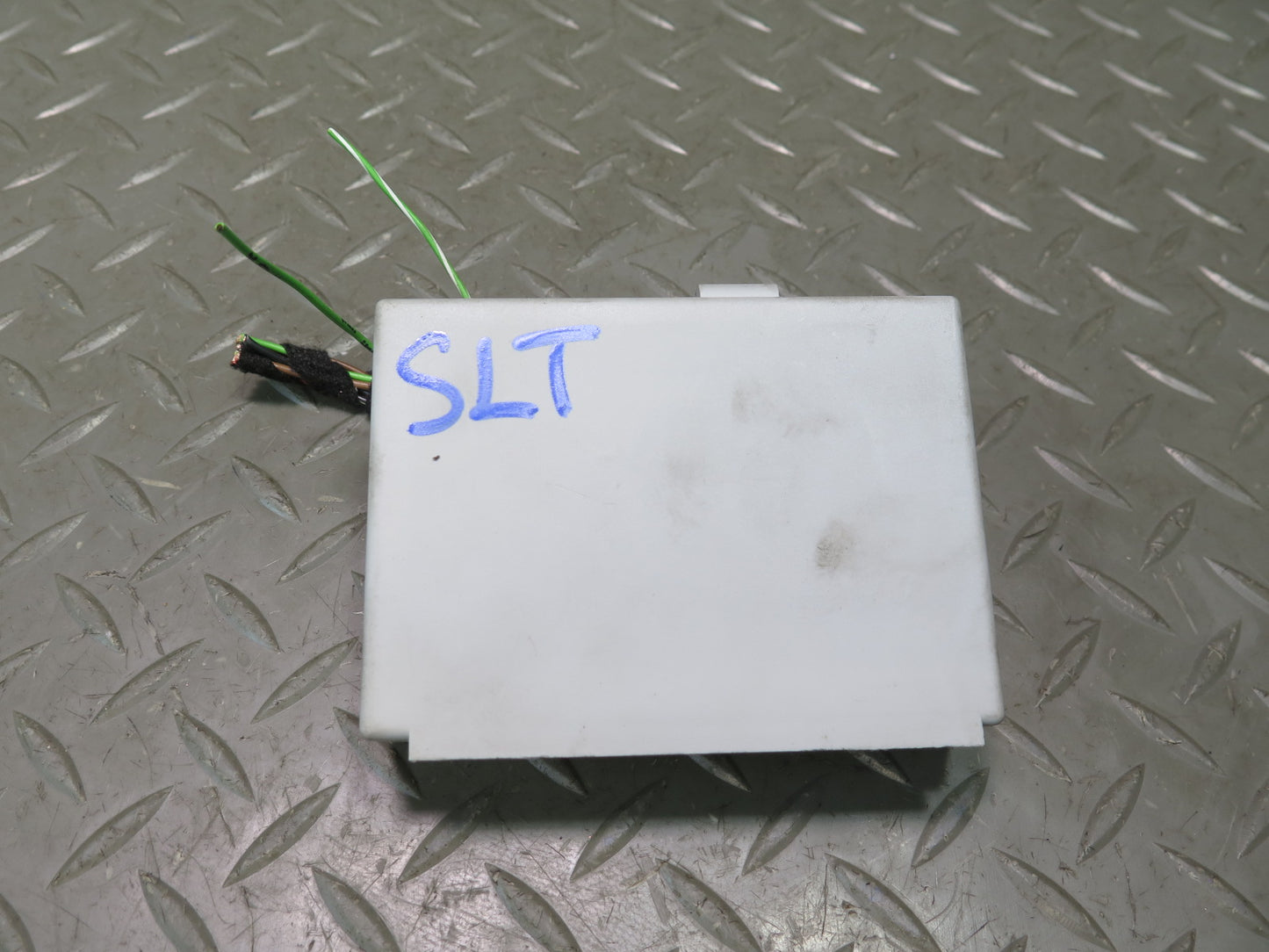 03-12 Mercedes R230 Sl-class Central Gateway Control Module Unit A2305403945 OEM