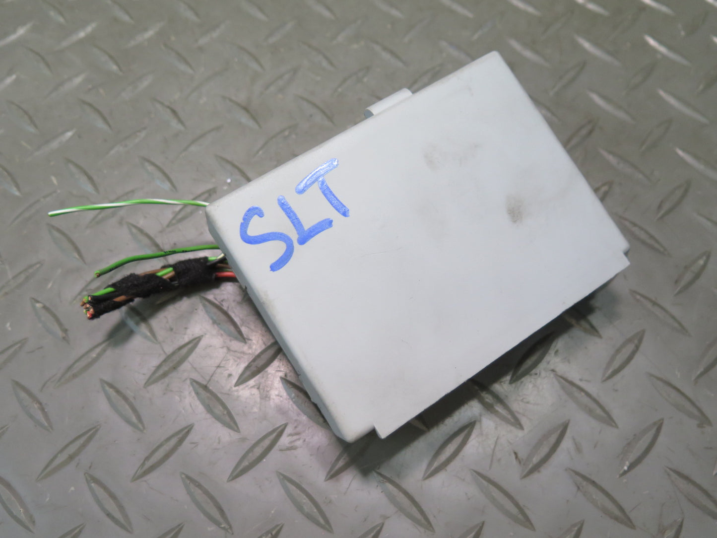 03-12 Mercedes R230 Sl-class Central Gateway Control Module Unit A2305403945 OEM
