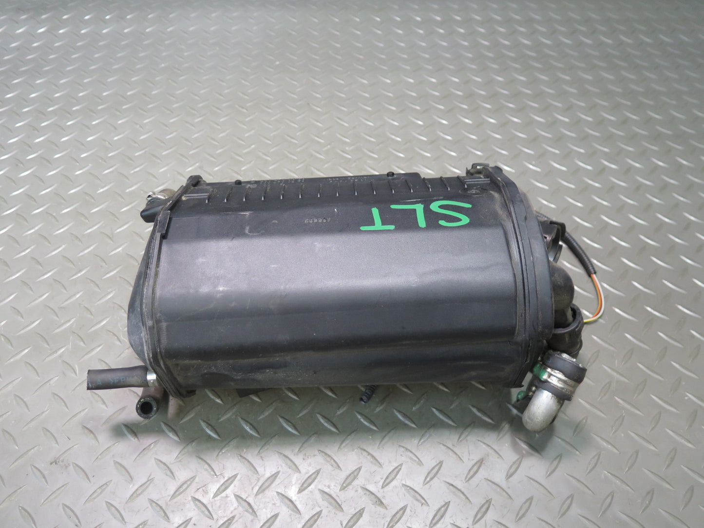 07-08 Mercedes R230 SL55 AMG Fuel Evaporator Evap Charcoal Canister OEM