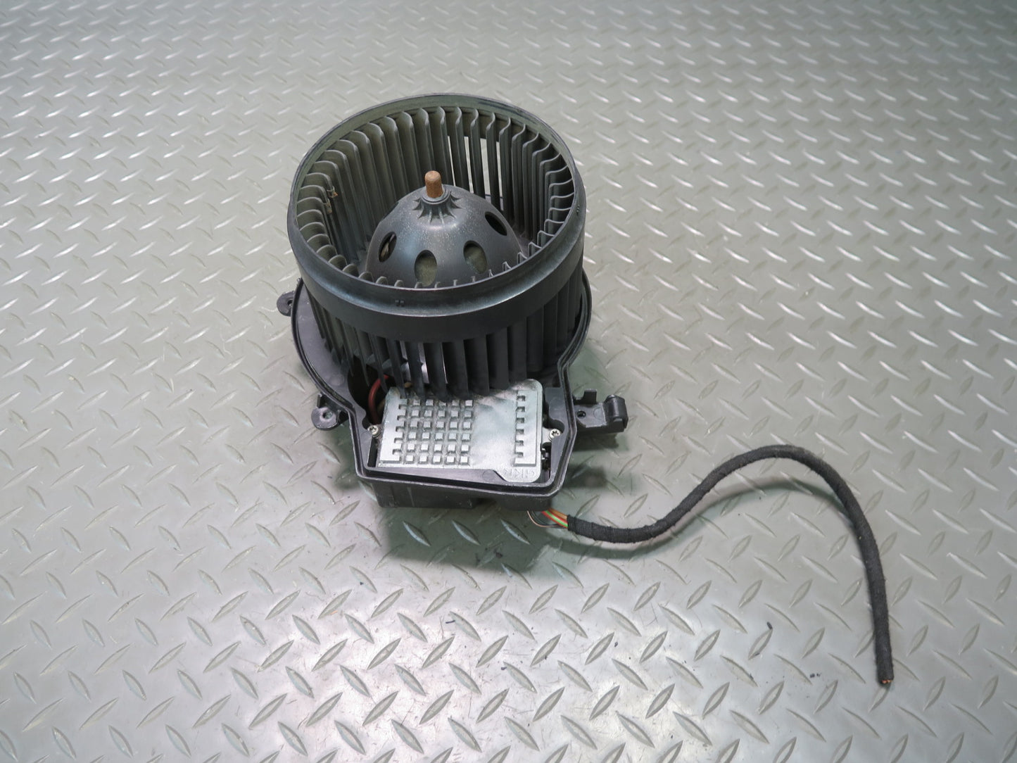 03-12 Mercedes R230 Sl-class A/C Air Heater Blower Motor Fan W/ Resistor OEM
