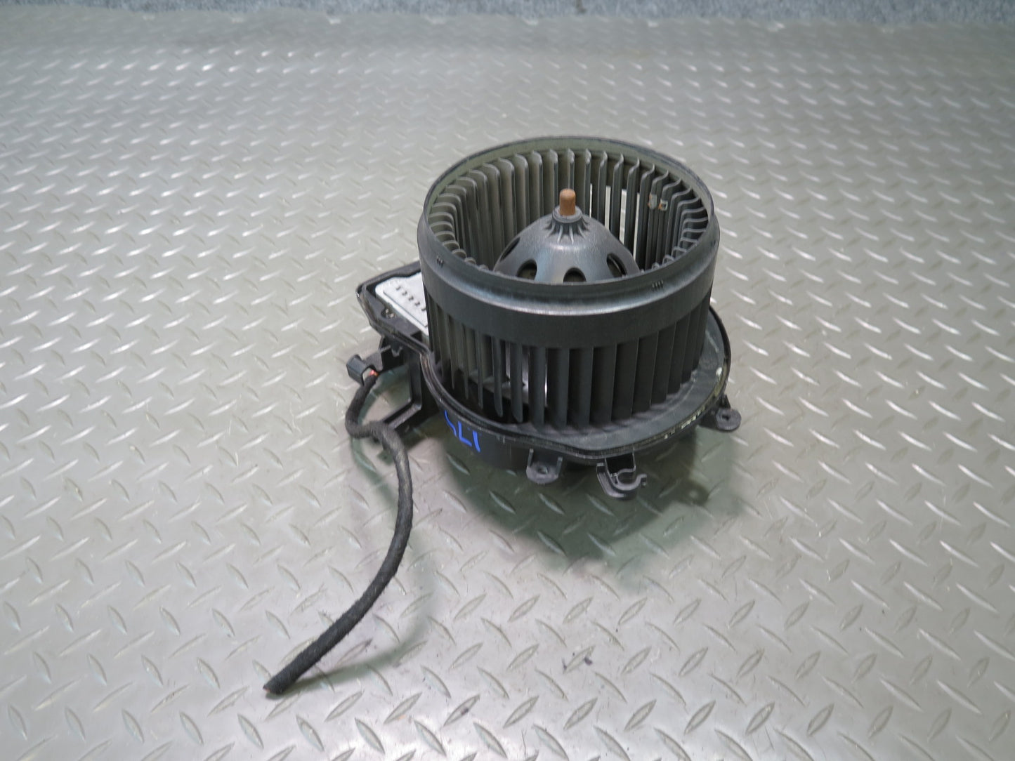03-12 Mercedes R230 Sl-class A/C Air Heater Blower Motor Fan W/ Resistor OEM