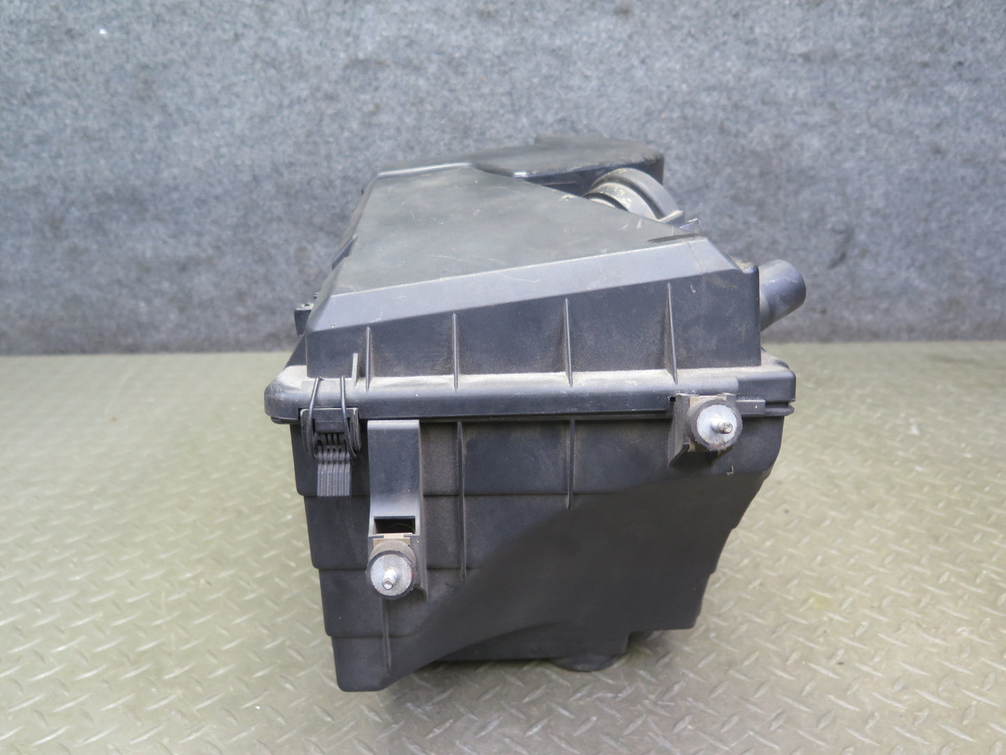 95-99 BMW E36 318ti Air Intake Cleaner Filter Box OEM