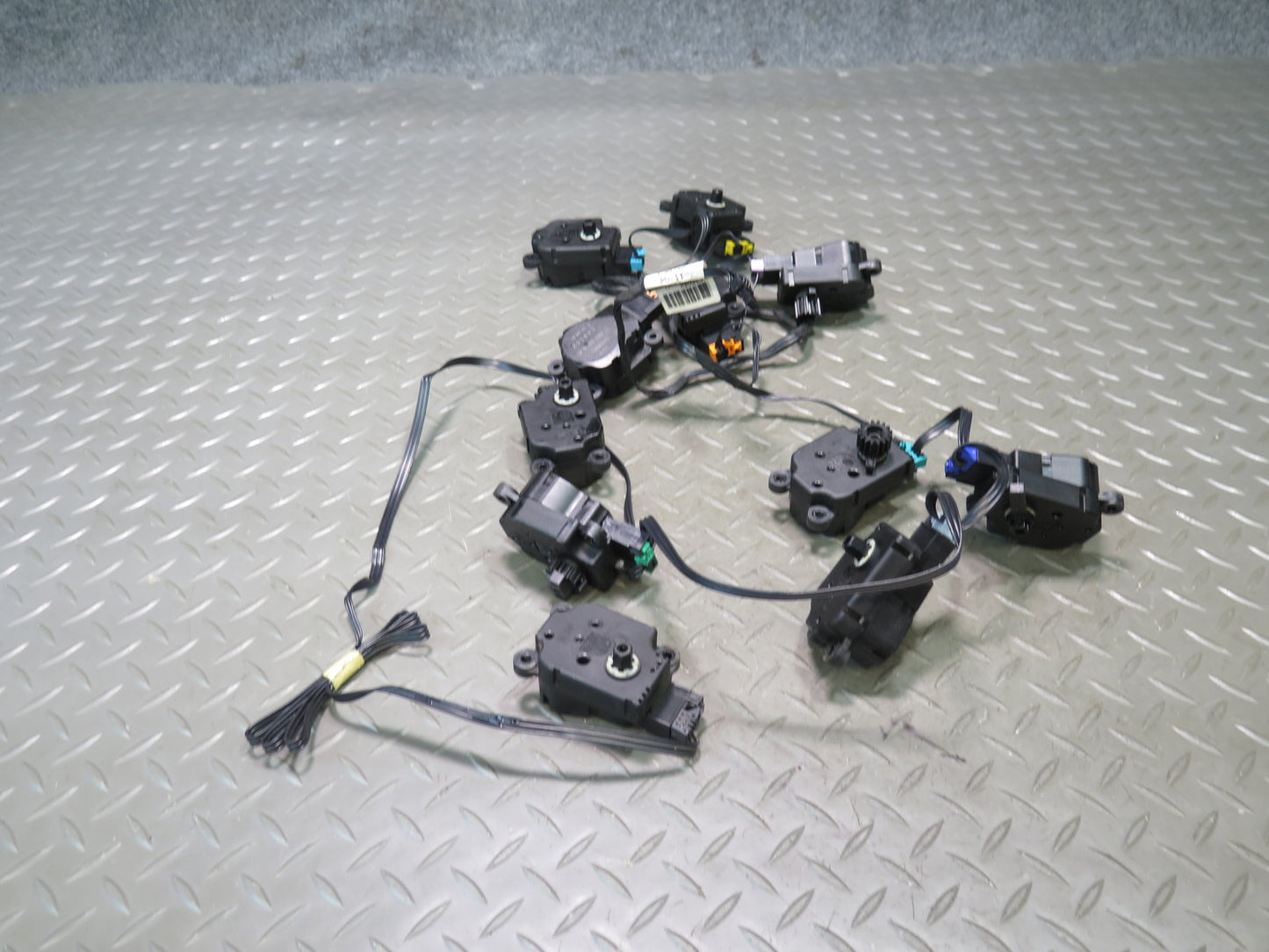 03-12 Mercedes R230 Sl-class A/C Heater Flap Door Actuator Motor Wiring Set OEM
