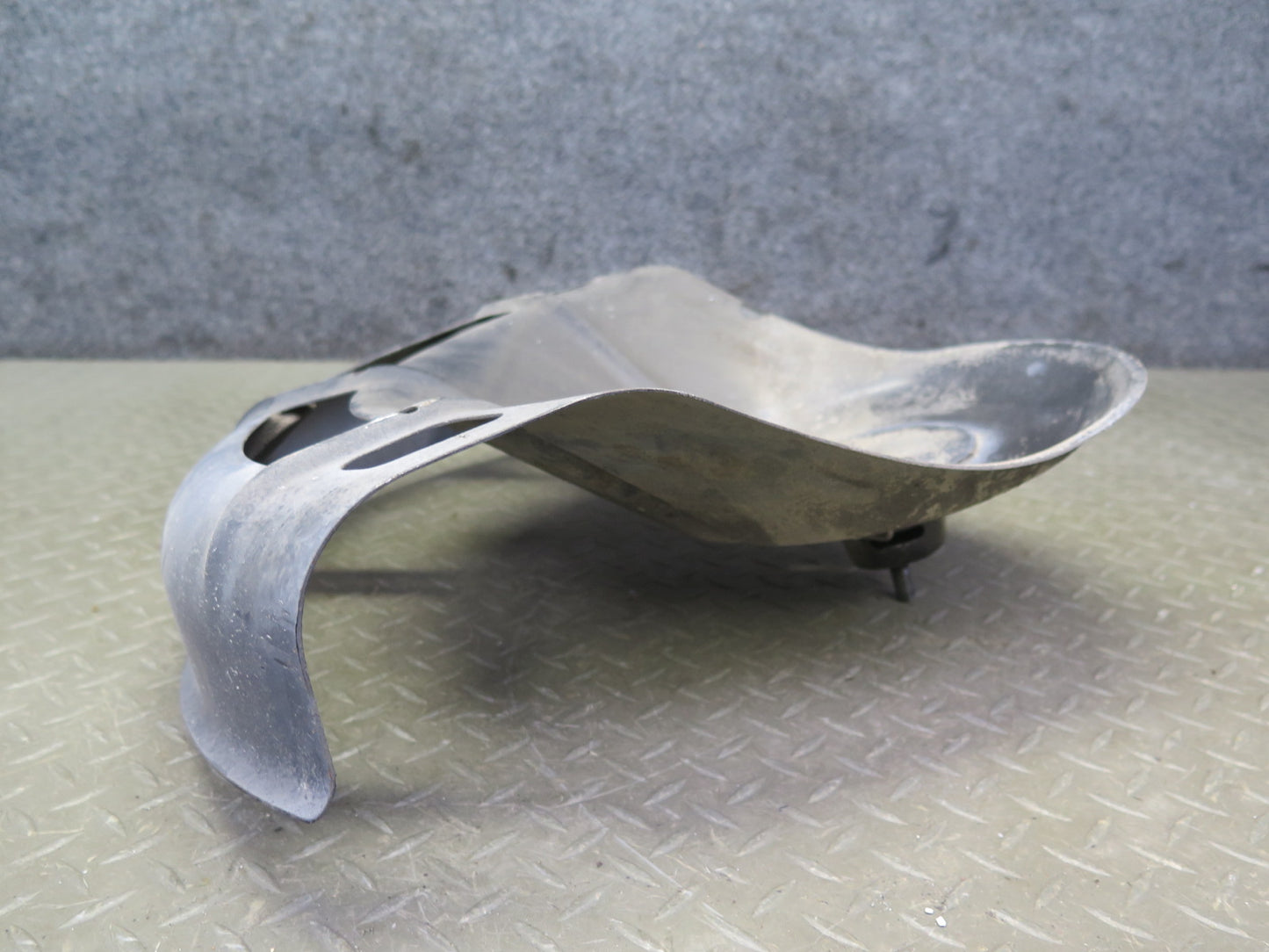 95-99 BMW E36 318ti Emergency Spare Tire Wheel Holder OEM
