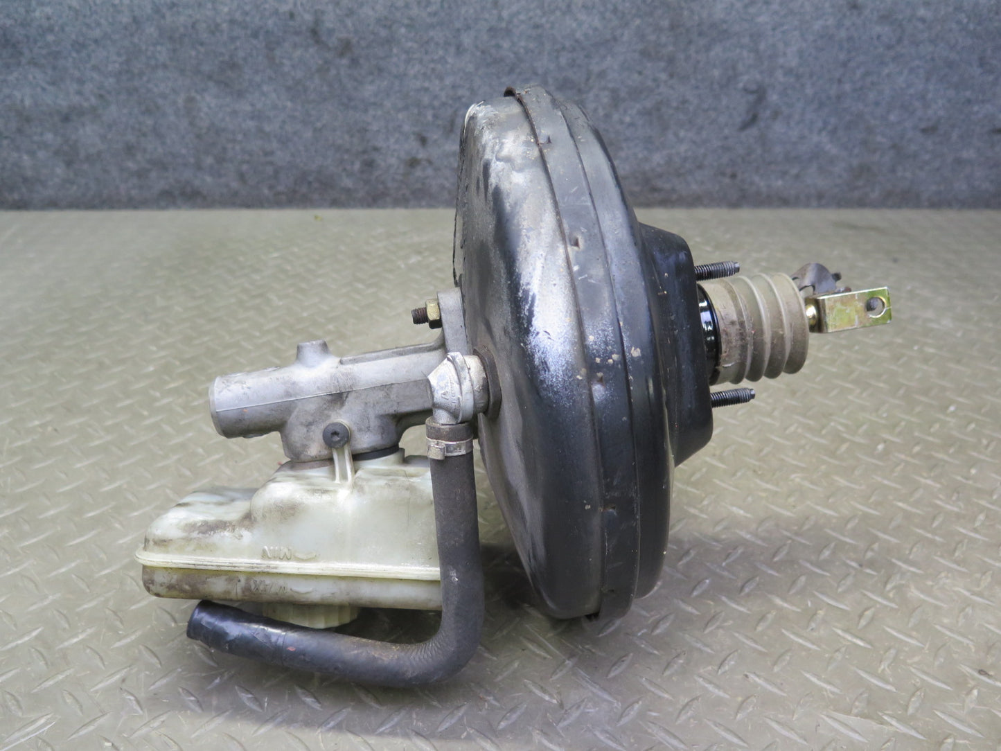 94-99 BMW E36 318i 318ti Brake Master Cylinder Booster Fluid Reservoir OEM
