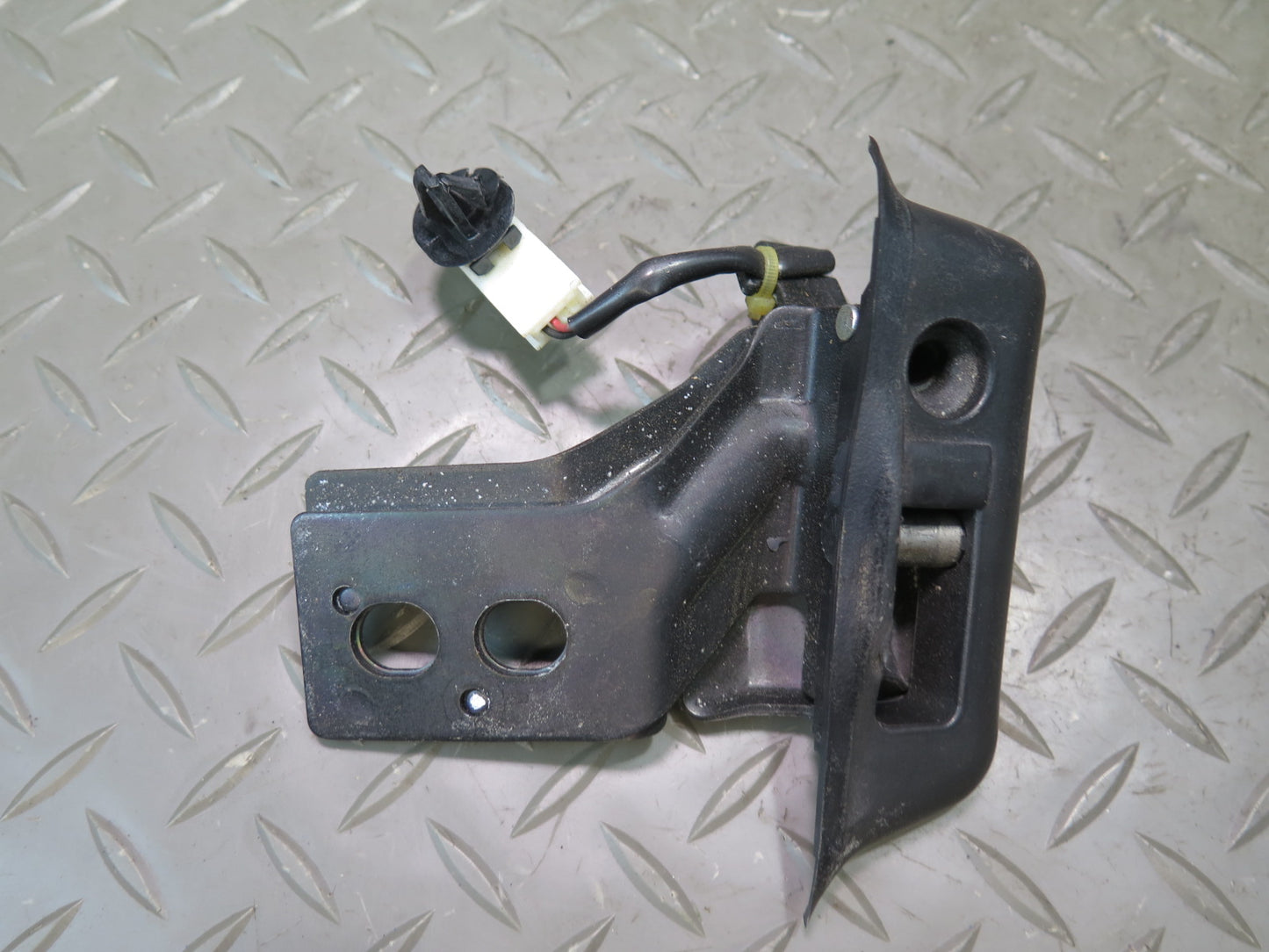 07-09 Nissan 350Z Convertible Roof Pull Down Handle w Lock Latch Striker Set OEM