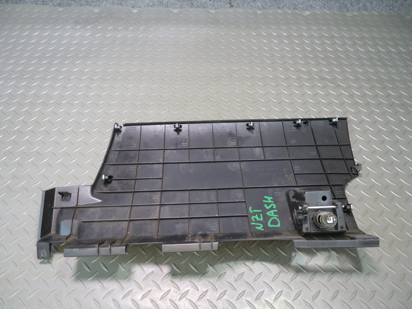 07-09 Nissan 350Z Z33 Conv Dash Right & Left Lower Knee Trim Cover Panel Set OEM