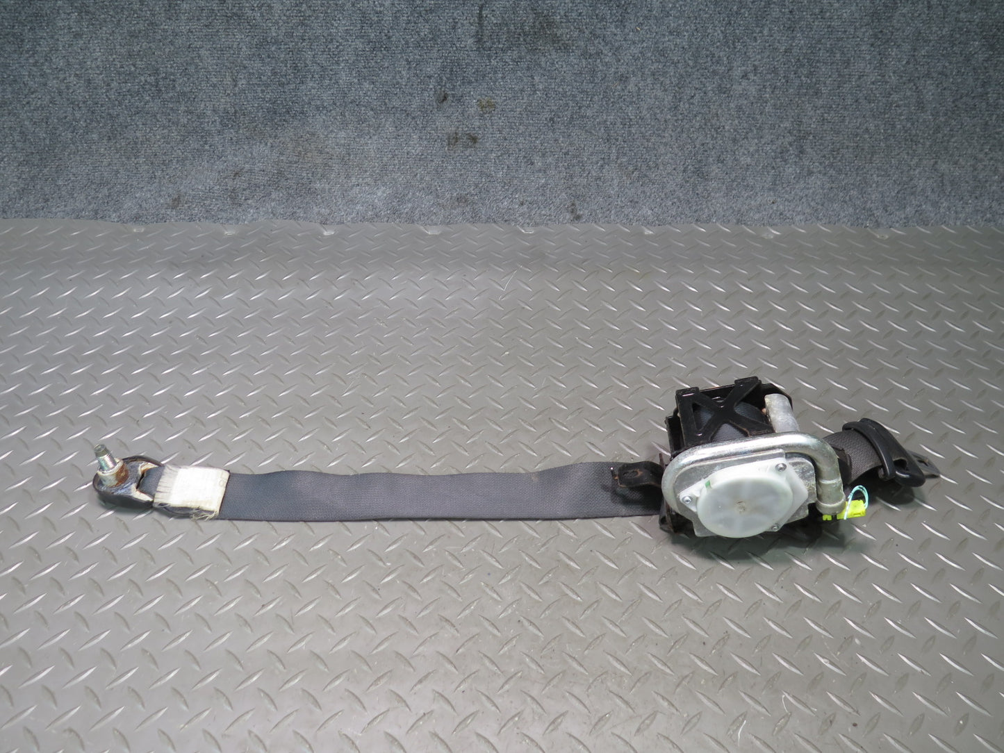 07-09 NISSAN 350Z Z33 FRONT LEFT & RIGHT SIDE SEATBELT RETRACTOR SET OEM