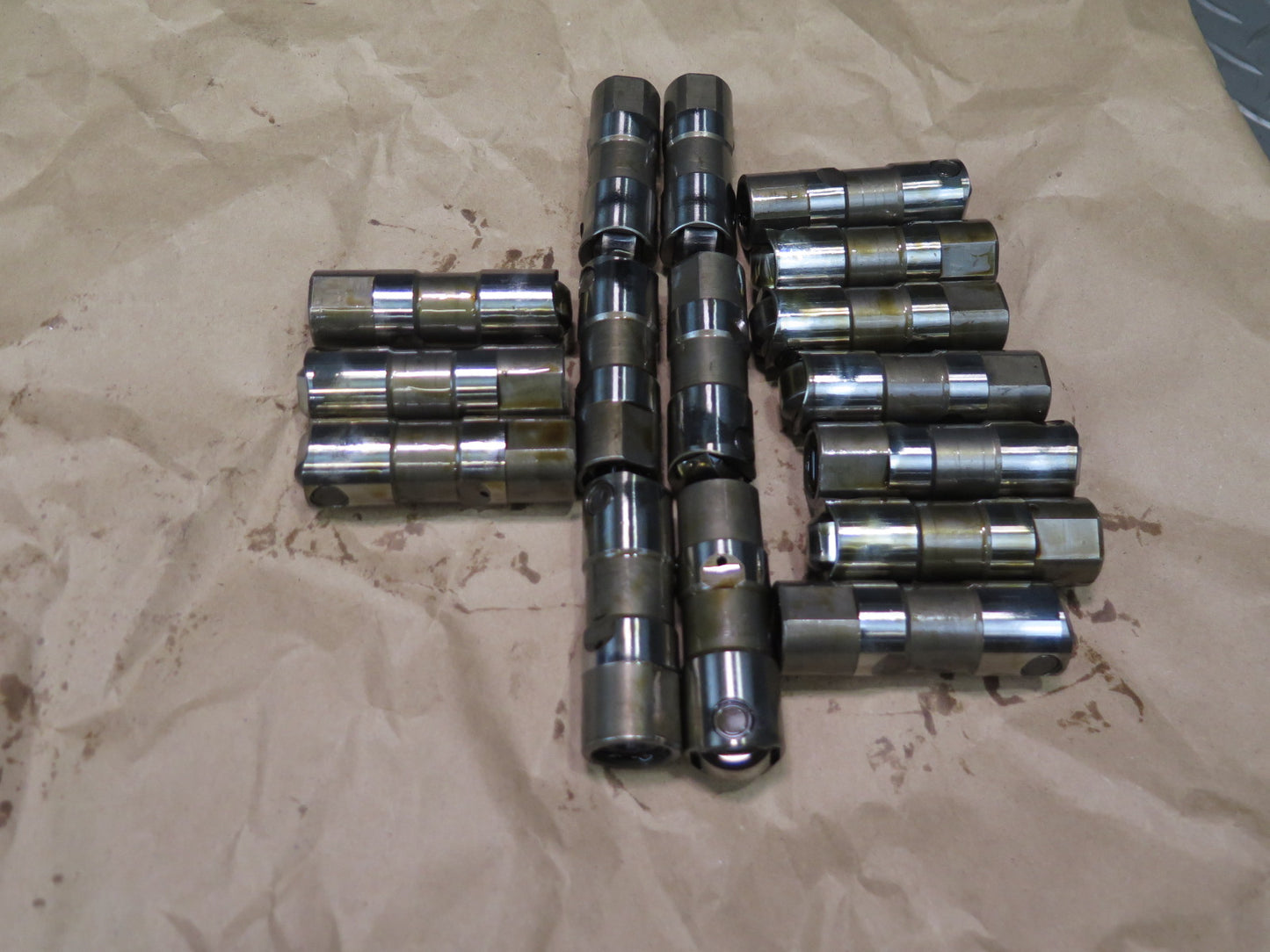 92-93 Chevrolet Corvette C4 V8 5.7L LT1 Set of 16 Engine Valve Lifters 41K OEM