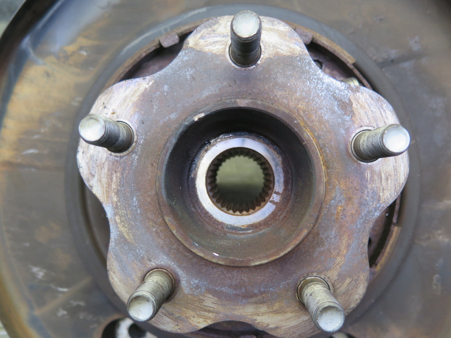 03-09 Nissan Z33 350Z Rear Left Spindle Knuckle Wheel Hub Bearing 101K OEM