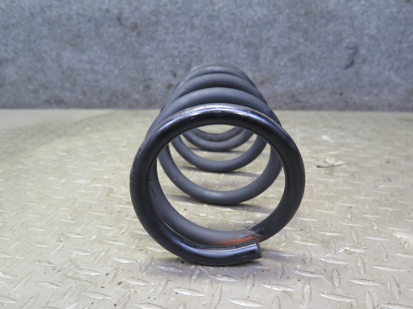 04-09 Nissan 350Z Z33 Convertible Set of 2 Rear Left & Right Coil Spring OEM