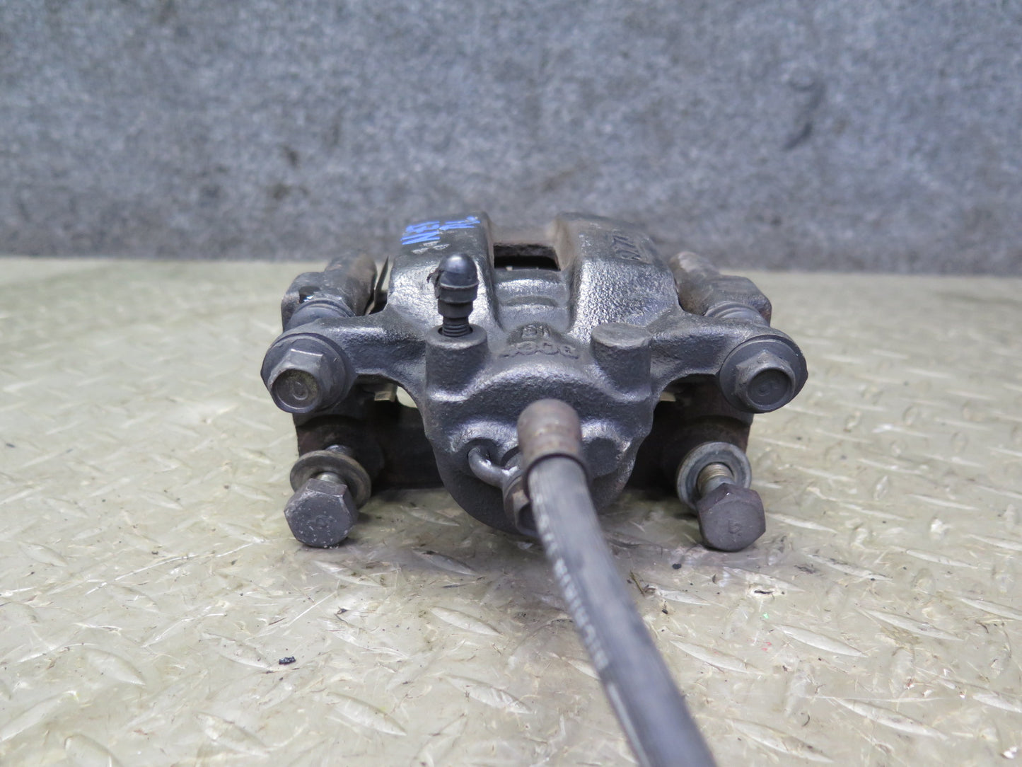 05-09 Nissan 350Z Z33 Convertible Set of 2 Rear Left & Right Brake Caliper OEM