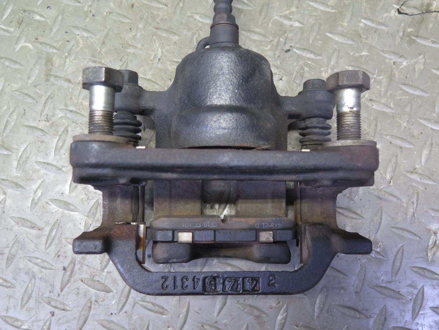 05-09 Nissan 350Z Z33 Convertible Set of 2 Rear Left & Right Brake Caliper OEM