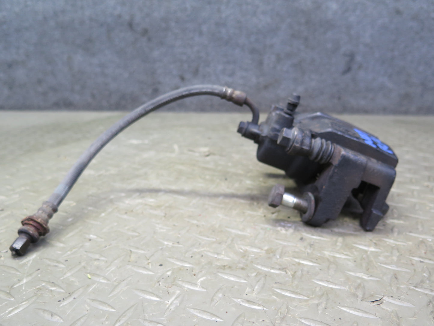 05-09 Nissan 350Z Z33 Convertible Set of 2 Rear Left & Right Brake Caliper OEM