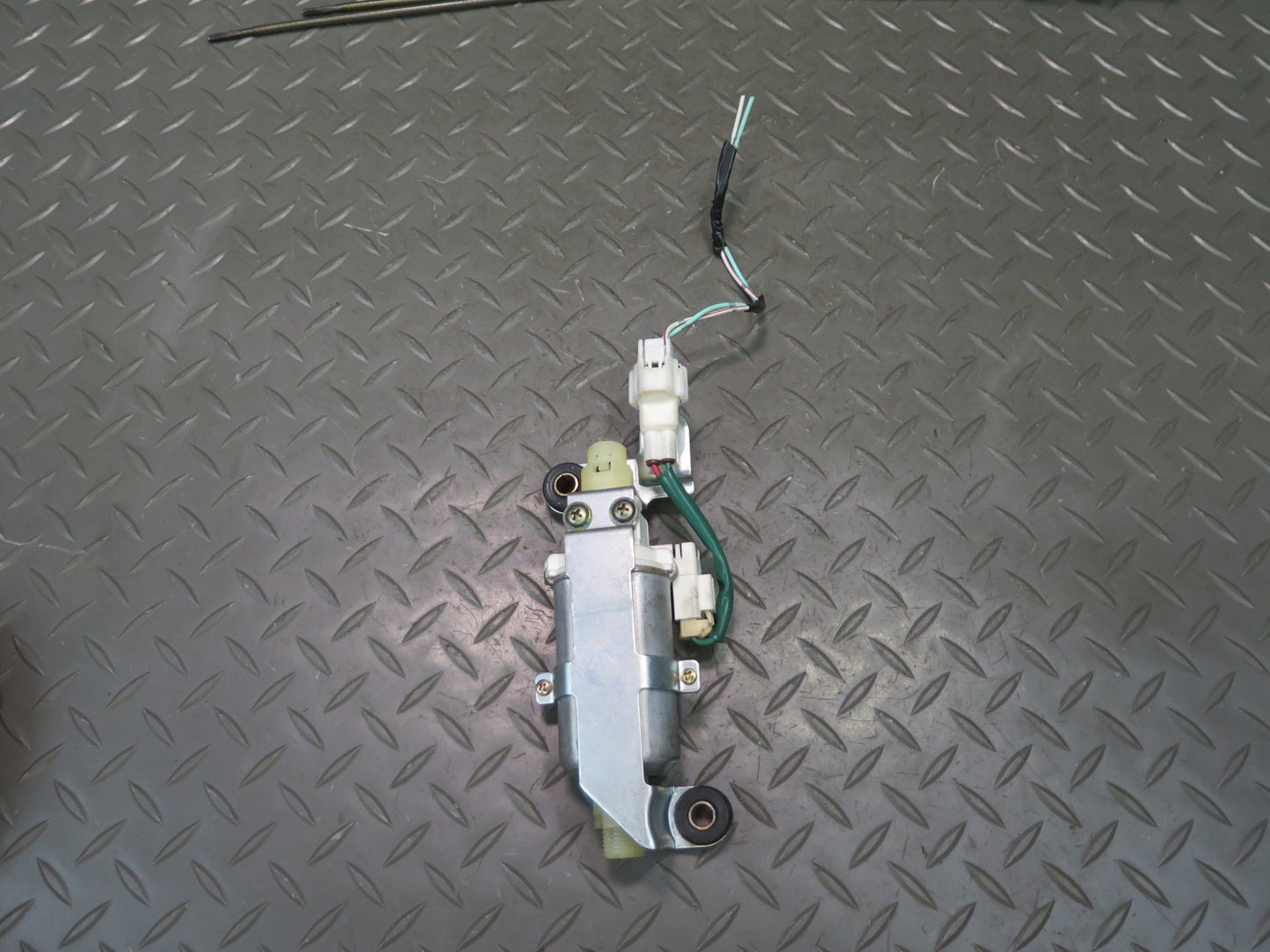 02-10 Lexus Z40 SC430 Rear Tonneau Package Tray Link Drive Motor w Cables OEM