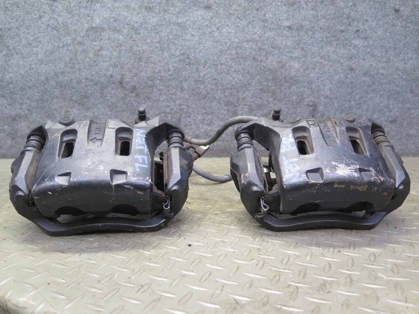 07-09 Nissan 350Z Z33 Set of 2 Front Left & Right Brake Caliper w Hose 101K OEM