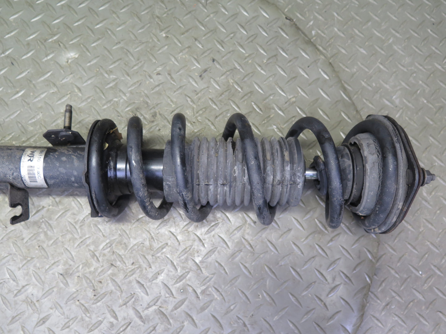07-09 Nissan 350Z Z33 Conv Set of 2 Front Left & Right Strut Shock Absorber OEM