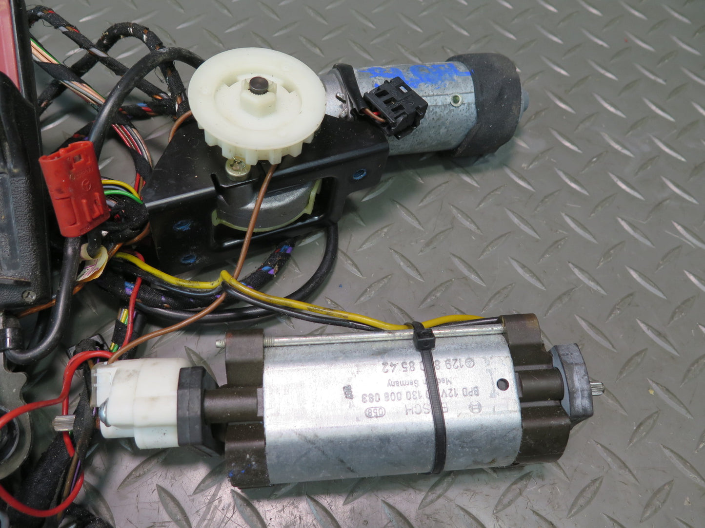 94-02 Mercedes R129 Sl-class Front Left Seat Adjust Motor Wiring Set OEM