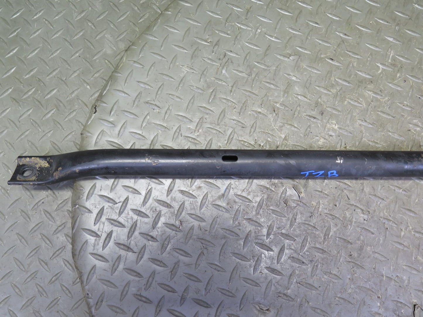 94-99 BMW E36 318i 318ti Front Subframe Crossover Lower Support Brace Bar OEM