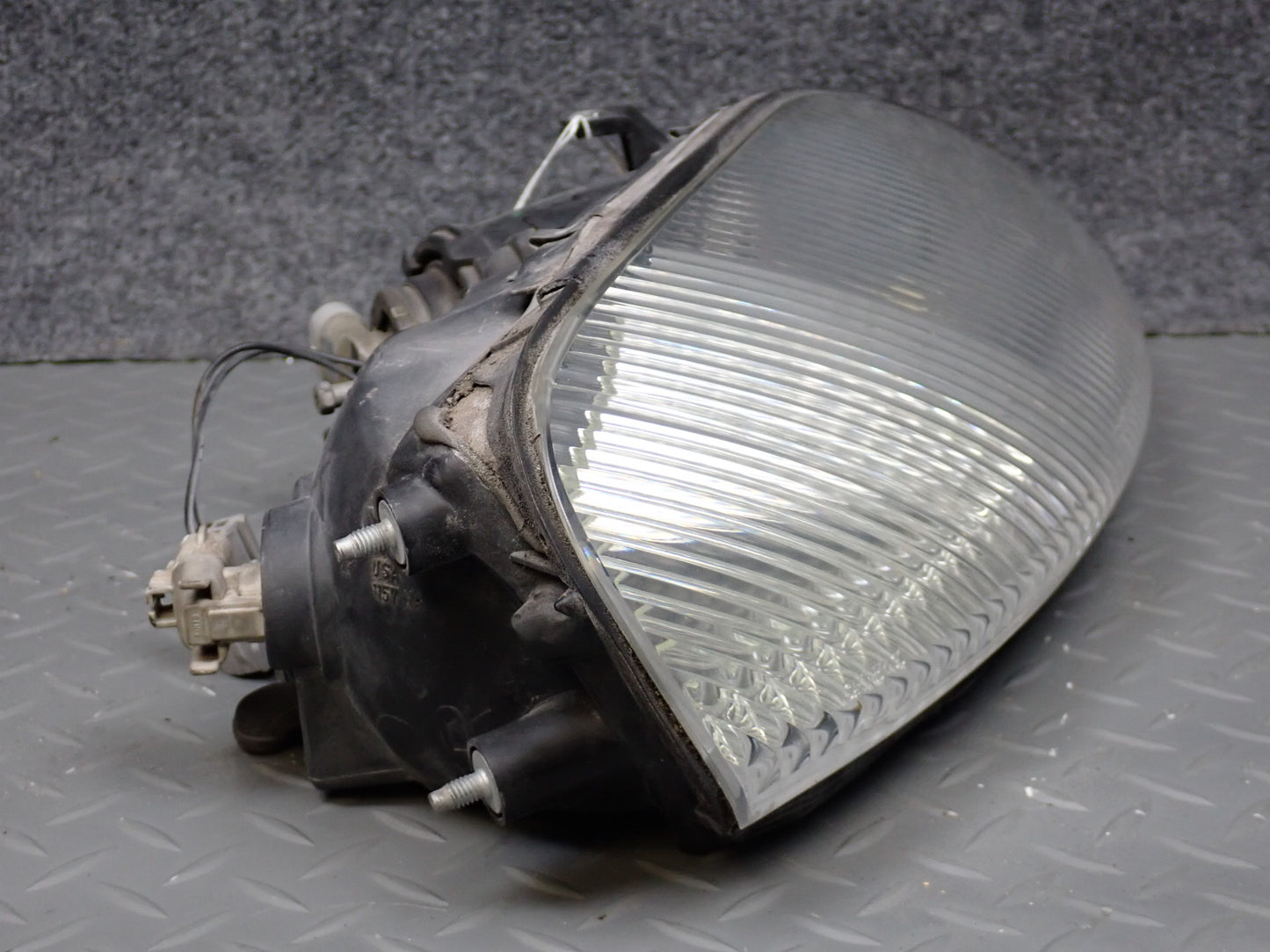 97-98 Lexus JZZ31L SC400 SC300 Front Right Outer Halogen Headlight Lamp OEM