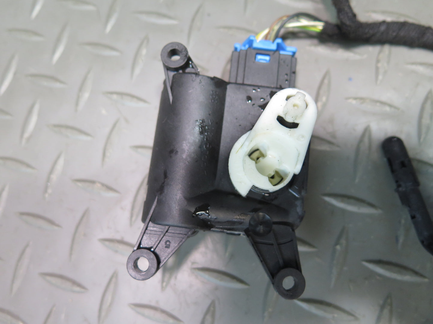 10-14 VW Golf MK6 R GTI A/C Heater Flap Door Actuator Motor Wiring Set OEM