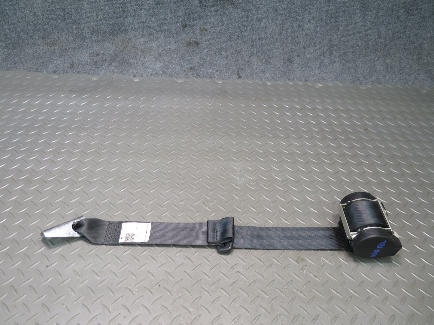 12-13 VOLKSWAGEN VW GOLF R MK6 REAR LEFT RIGHT SIDE SEATBELT RETRACTOR SET OEM