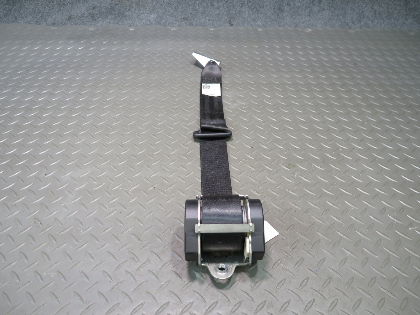 12-13 VOLKSWAGEN VW GOLF R MK6 REAR LEFT RIGHT SIDE SEATBELT RETRACTOR SET OEM