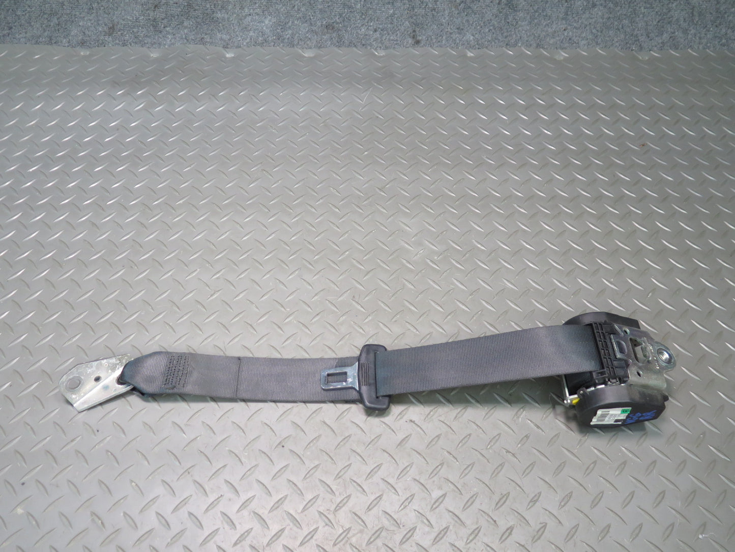 12-13 VOLKSWAGEN VW GOLF R MK6 REAR LEFT RIGHT SIDE SEATBELT RETRACTOR SET OEM