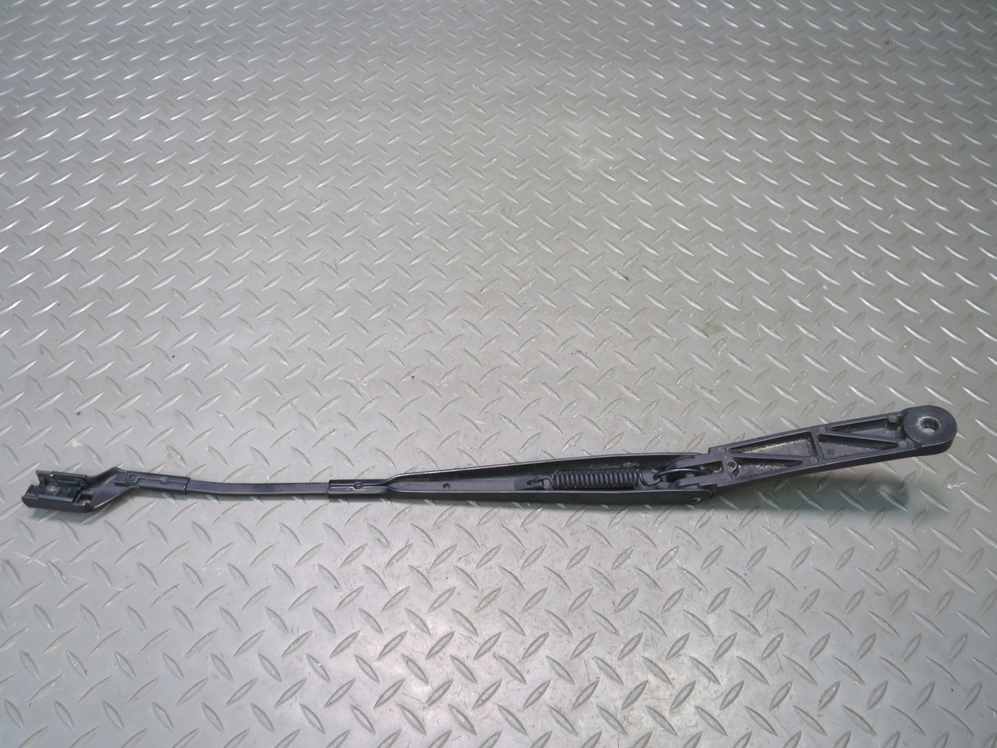 12-13 VW Golf GTI R MK6 Set of 2 Front Left & Right Wiper Arm OEM