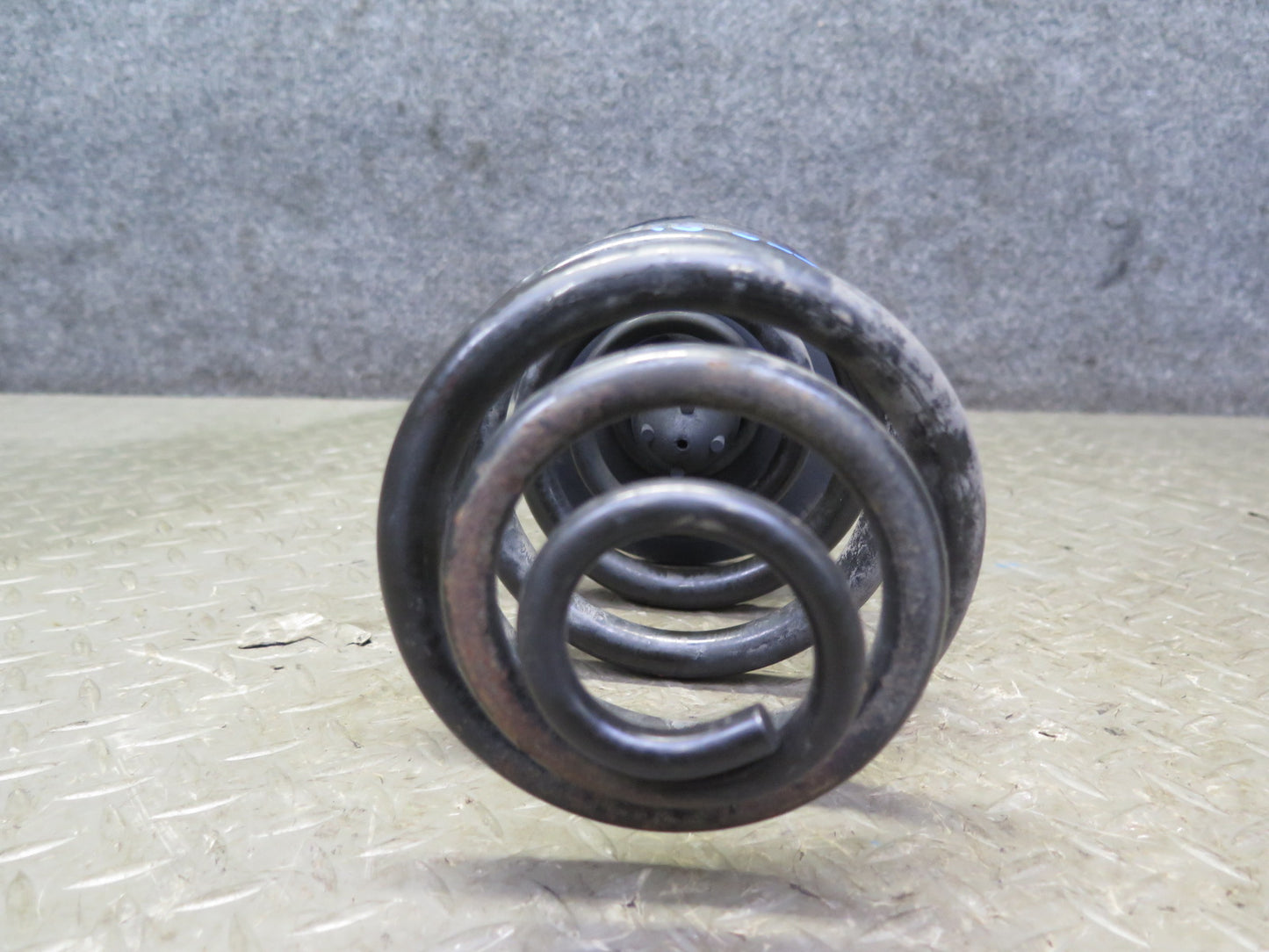 95-99 BMW E36 318ti Compact Set of 2 Rear Left & Right Coil Spring OEM