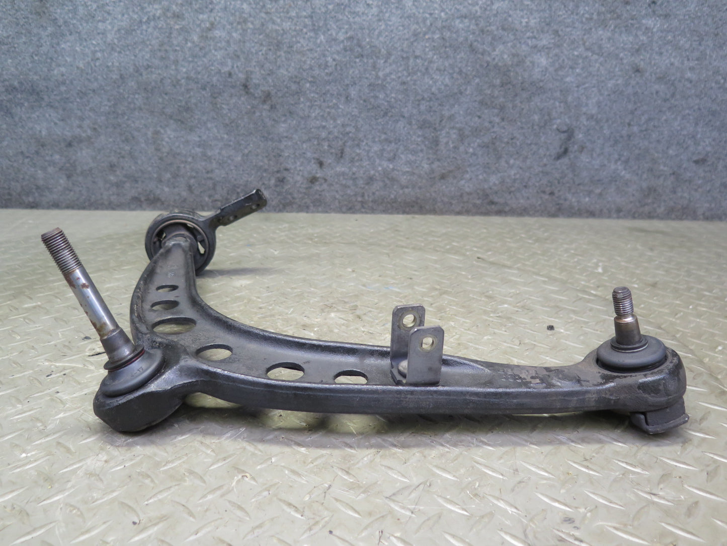94-99 BMW E36 318i 318ti Front Left Suspension Lower Control Arm OEM
