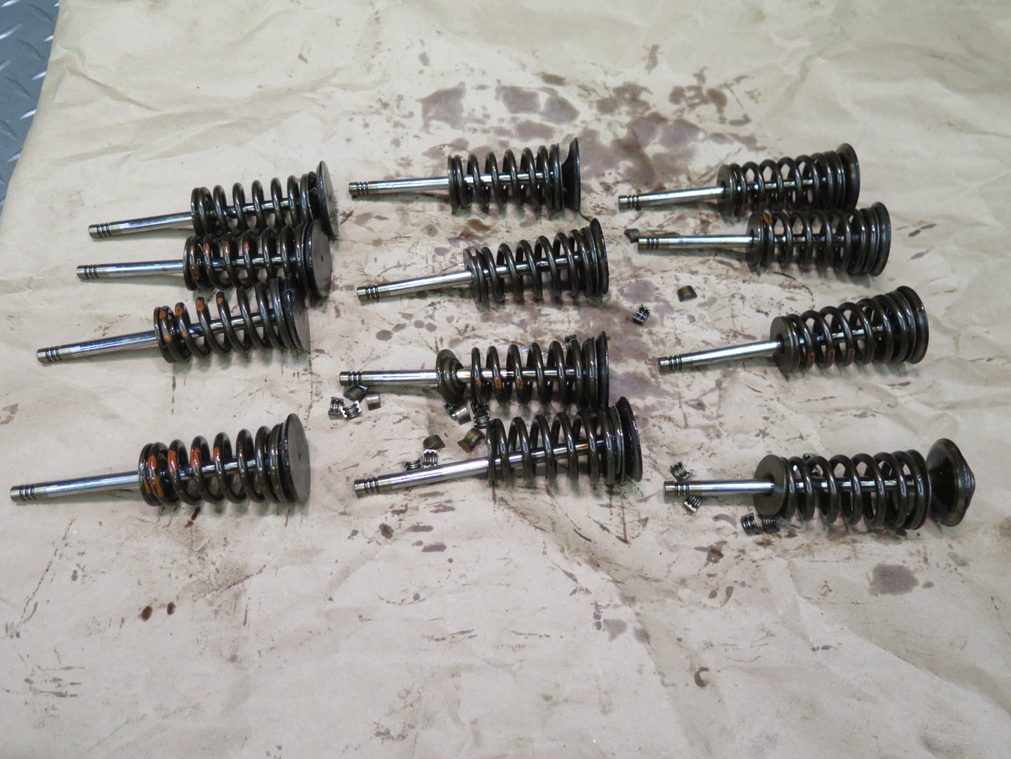 01-06 BMW E46 330ci 330i M54 Set of 12 Engine Motor Outlet Exhaust Valve OEM
