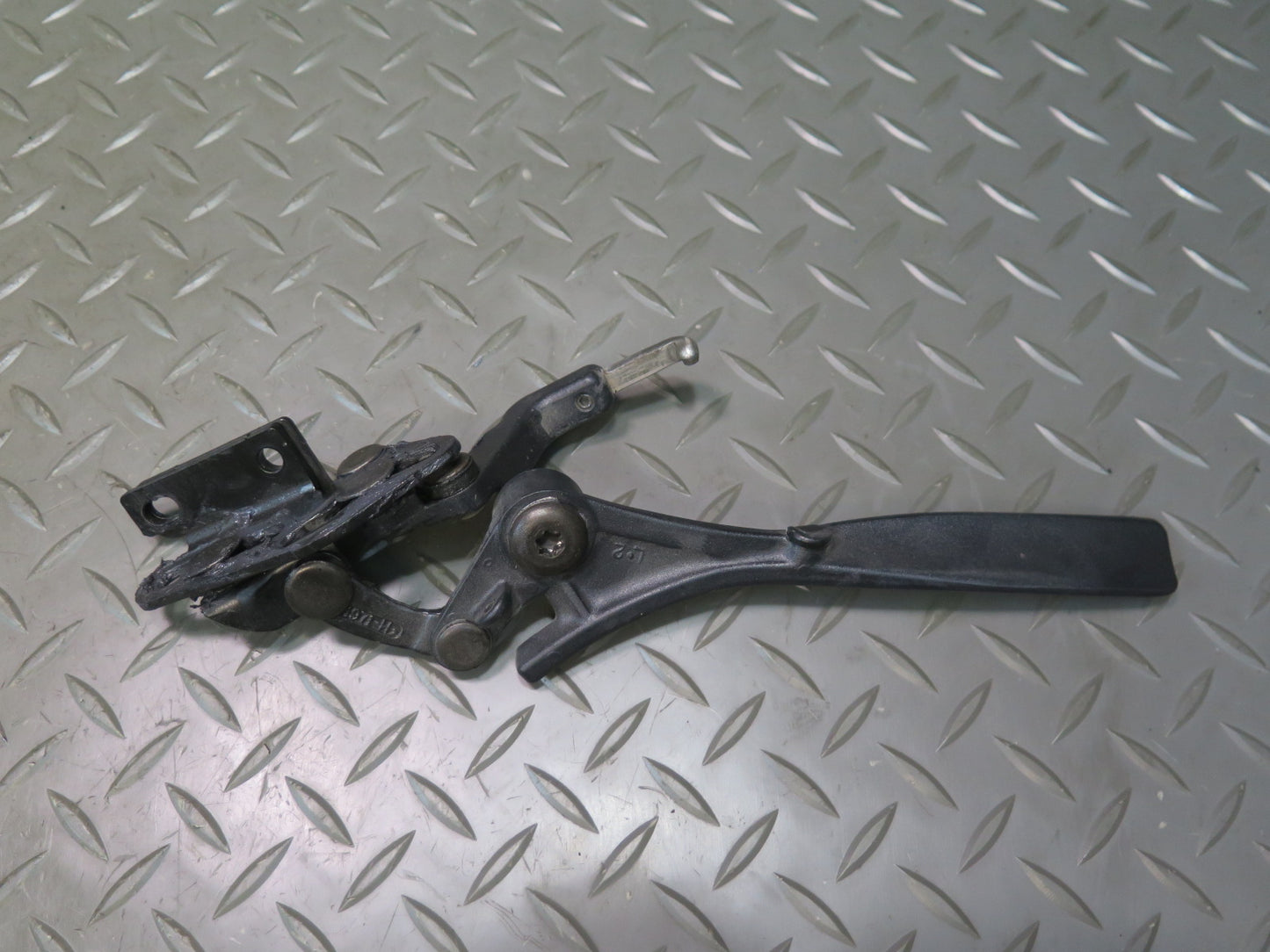 96-02 BMW E36/7 Z3 Roadster Left & Right TOP Roof Lock Latch w Spring Set OEM