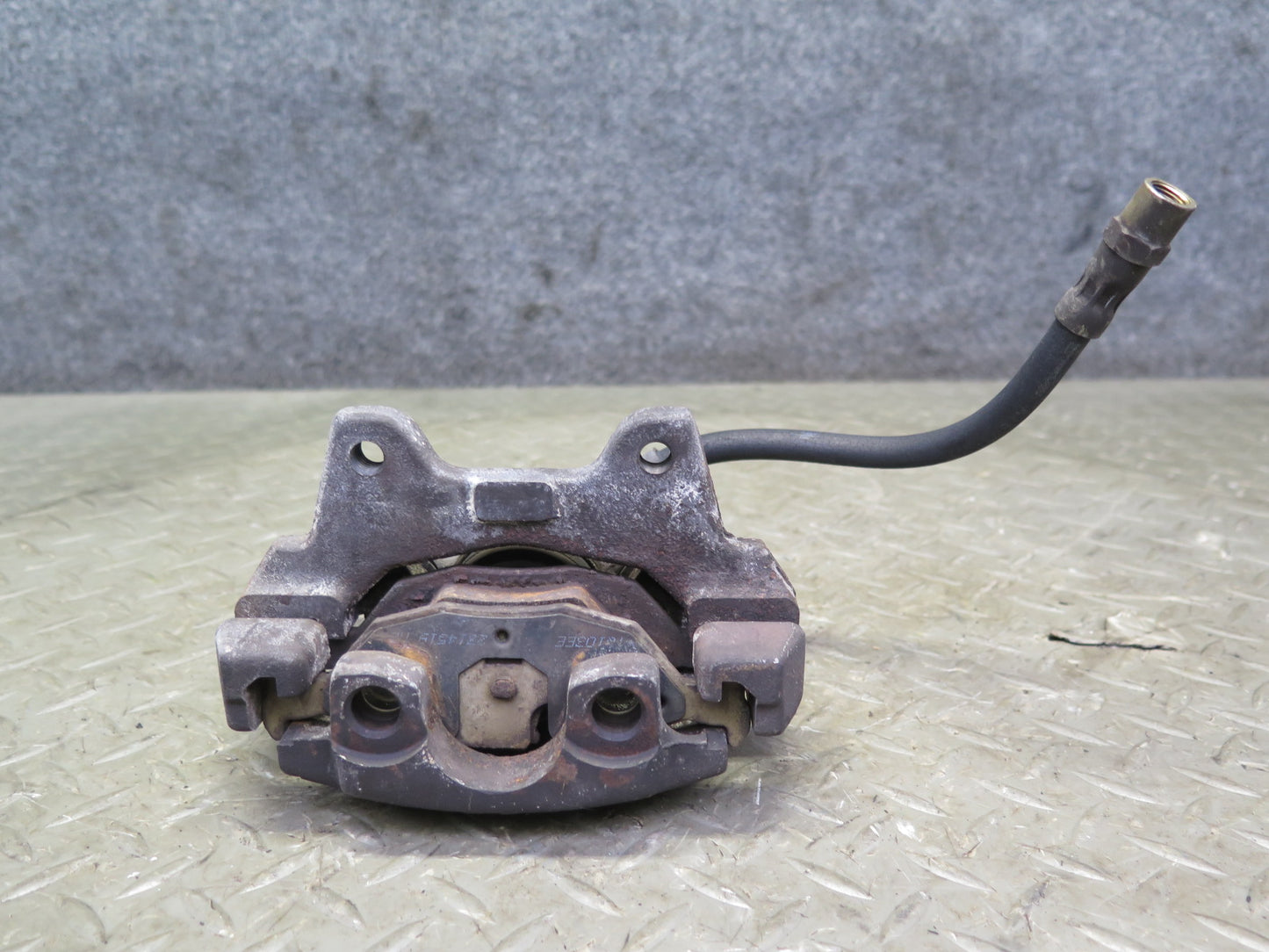 83-89 BMW E24 633CSI 635CSI Set of 2 Rear Left & Right Brake Caliper 115K OEM