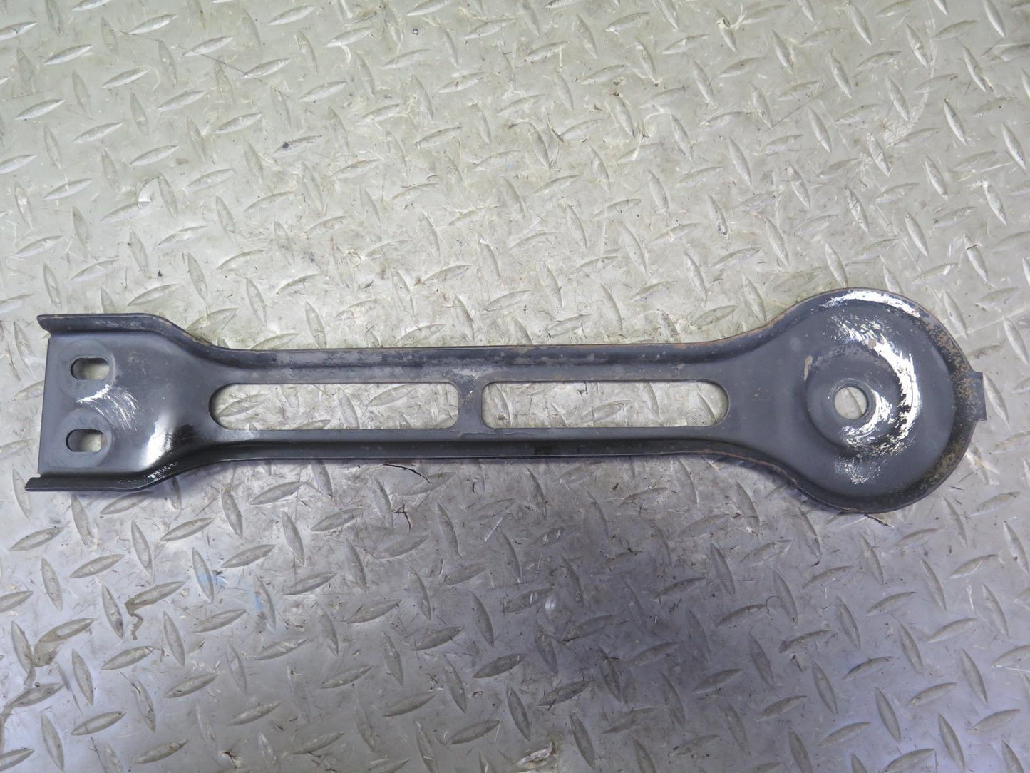 83-89 BMW E24 633CSI 635CSI Rear Left & Right Axle Subframe Push Rod Set OEM