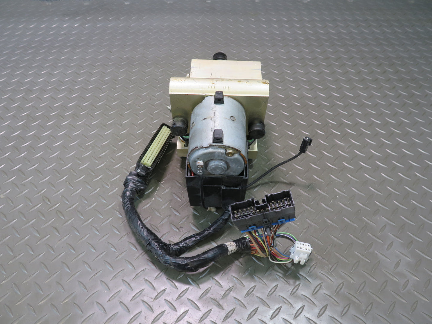 92-94 Chevrolet Corvette C4 Anti Lock Brake ABS Pump Module Unit 41K Miles OEM