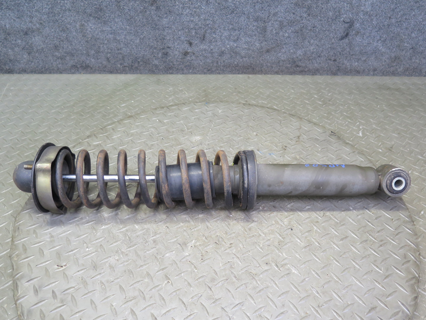 83-87 BMW E24 633CSI 635CSI Rear Left & Right Side Shock Strut Absorber Set OEM