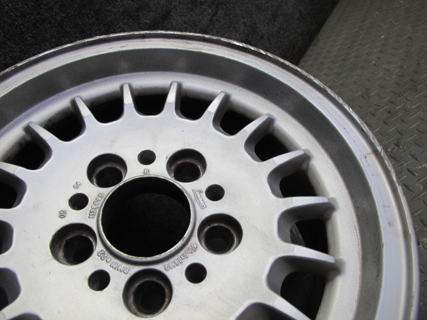 83-89 BMW E24 633CSI 635CSI Factory Alloy R14" Wheel Rim 14x6.5J ET22 OEM
