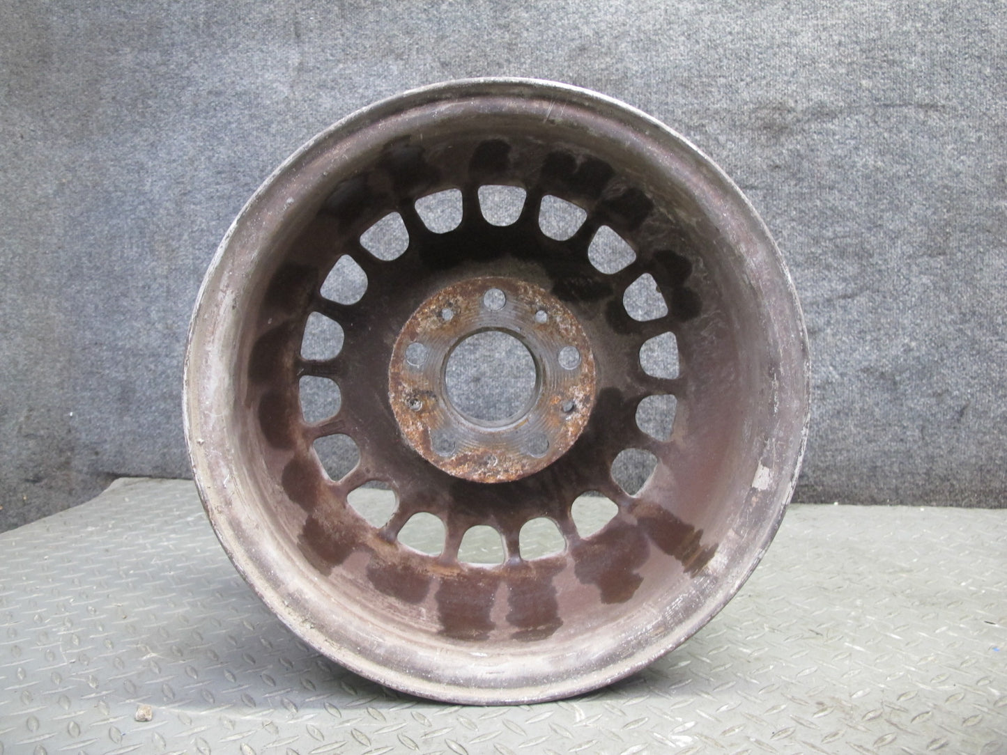 83-89 BMW E24 633CSI 635CSI Factory Alloy R14" Wheel Rim 14x6.5J ET22 OEM