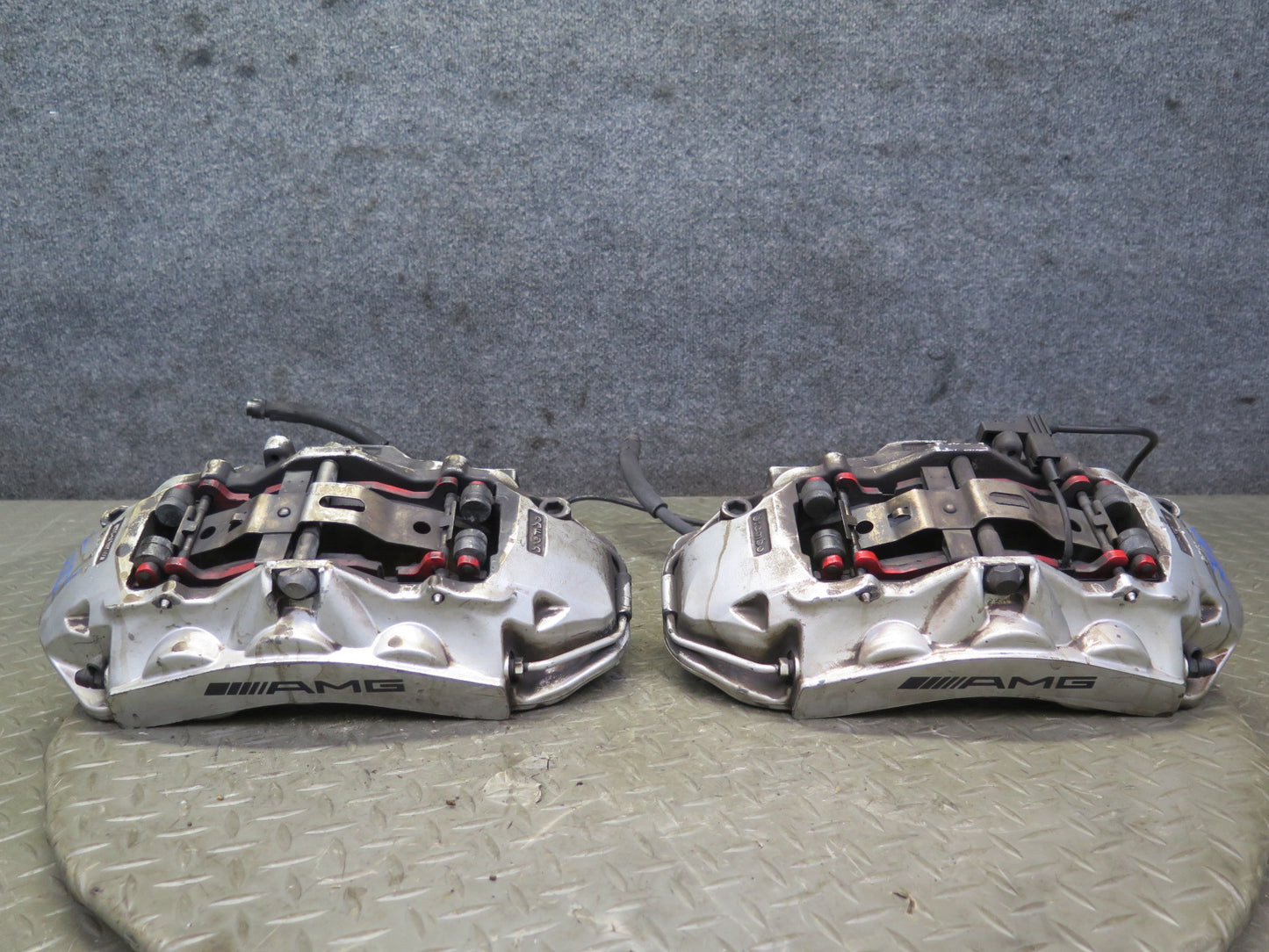 07-08 Mercedes R230 SL55 AMG Brembo Front Left Right Side Brake Caliper Set OEM