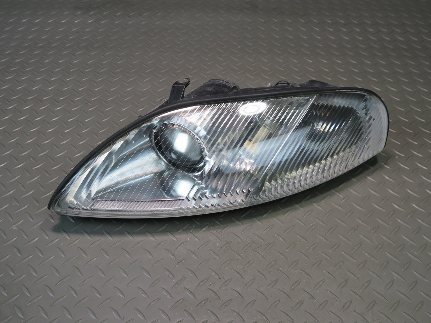 92-96 Lexus SC300 SC400 Front Left Outer Halogen Headlight Lamp OEM